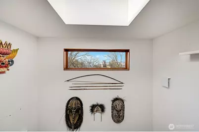 209 12th Ave E, Seattle, WA 98102 - Photo 22