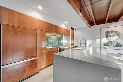 209 12th Ave E, Seattle, WA 98102 - Photo 14