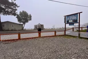 27051 N US Hwy 101, Hoodsport, WA 98548 - Photo 2