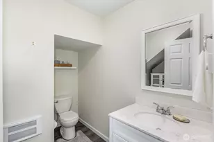 7821 196th St SW, Edmonds, WA 98026 - Photo 16