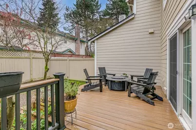 7821 196th Street SW #B, Edmonds, WA 98026 - Photo 4