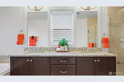 18726 43rd Drive SE, Bothell, WA 98012 - Photo 32