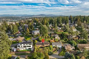 2707 70th Ave SE, Mercer Island, WA 98040 - Photo 4