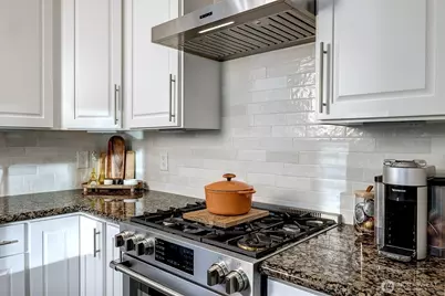 2109 Kennewick Place NE, Renton, WA 98056 - Photo 6