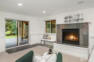 10702 35th Ave NE, Seattle, WA 98125 - Photo 32