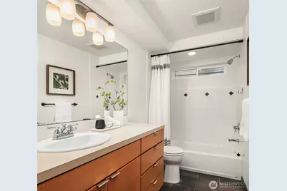 10702 35th Avenue NE, Seattle, WA 98125 - Photo 30
