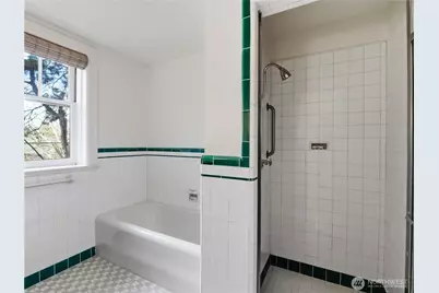 1223 Spring Street #300, Seattle, WA 98104 - Photo 26