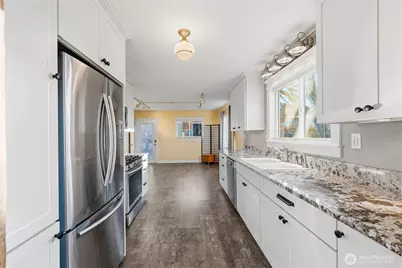 1411 5th Street, Anacortes, WA 98221 - Photo 8