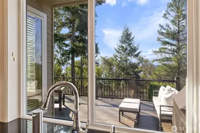 1915 205th Place NE, Sammamish, WA 98074 - Photo 12