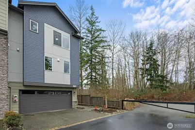 2110 129th Place SW #D, Everett, WA 98204 - Photo 2