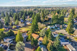 13054 SE 161st St, Renton, WA 98058 - Photo 32