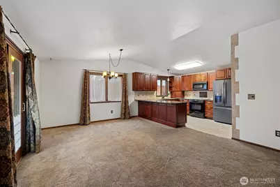 5032 122nd Street SE, Everett, WA 98208 - Photo 6