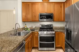 6800 132nd Pl SE, Newcastle, WA 98059 - Photo 14