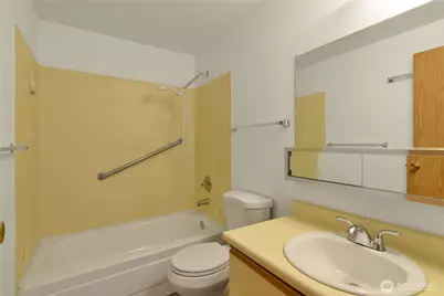 700 N 160th Street #A314, Shoreline, WA 98133 - Photo 16