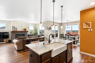 676 E White Oak Ave, La Center, WA 98629 - Photo 6