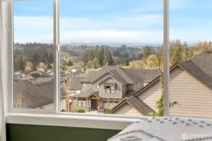 676 E White Oak Ave, La Center, WA 98629 - Photo 2