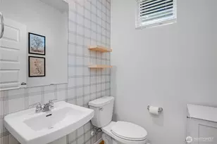 20428 Myrtle Pl E, Bonney Lake, WA 98391 - Photo 40