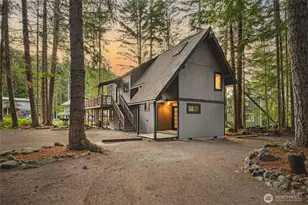 17118 Riverview Way E, Enumclaw, WA 98022 - Photo 2