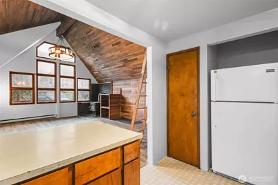 17118 Riverview Way E, Enumclaw, WA 98022 - Photo 10