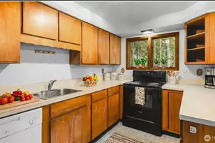 17118 Riverview Way E, Enumclaw, WA 98022 - Photo 12