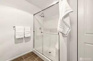 6502 High Point Dr SW, Seattle, WA 98126 - Photo 18