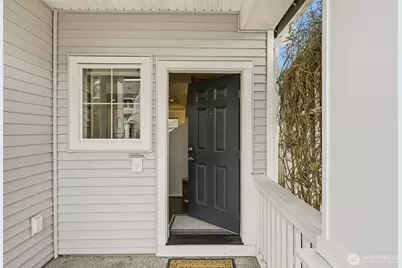 6502 High Point Drive SW, Seattle, WA 98126 - Photo 4