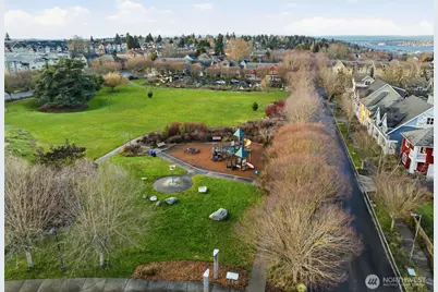 6502 High Point Drive SW, Seattle, WA 98126 - Photo 34
