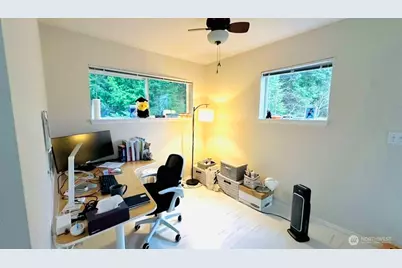 2960 142nd Place SE #2, Bellevue, WA 98007 - Photo 14