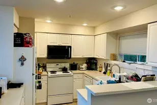 2960 142nd Pl SE, Bellevue, WA 98007 - Photo 6