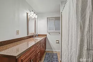 7028 39th Ave NE, Seattle, WA 98115 - Photo 12