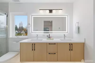 6547 11th Avenue NW #B, Seattle, WA 98117 - Photo 20