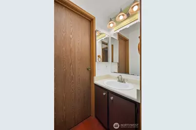 170 Newport Way NW #D32, Issaquah, WA 98027 - Photo 20