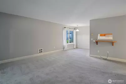 8025 234th Street SW #116, Edmonds, WA 98026 - Photo 4