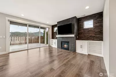 111 Love Drive, Enumclaw, WA 98022 - Photo 8