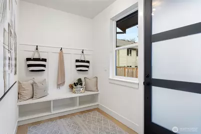 9513 132nd Avenue NE, Kirkland, WA 98033 - Photo 2