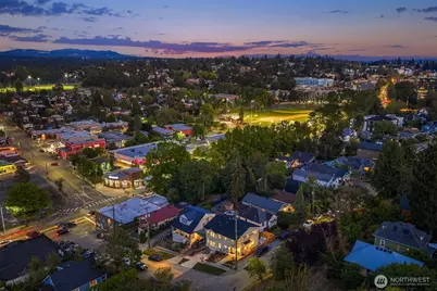 4402 Letitia Avenue S, Seattle, WA 98118 - Photo 34