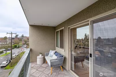 732 11th Avenue E #304, Seattle, WA 98102 - Photo 14