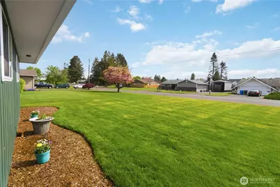 1209 Fieldcrest Avenue, Centralia, WA 98531 - Photo 4