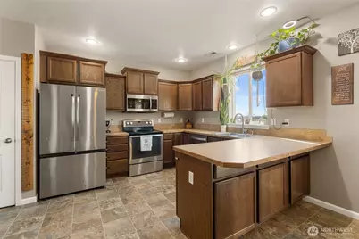 800 S Hamilton Road, Moses Lake, WA 98837 - Photo 10