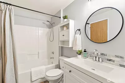 4710 Mill Pond Dr SE #304, Auburn, WA 98092 - Photo 12