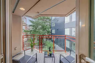 711 E Denny Way, Seattle, WA 98122 - Photo 16