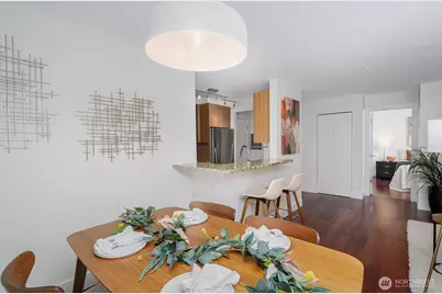 711 E Denny Way #306, Seattle, WA 98122 - Photo 6