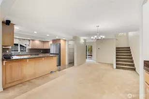 936 N 93rd St, Seattle, WA 98103 - Photo 10