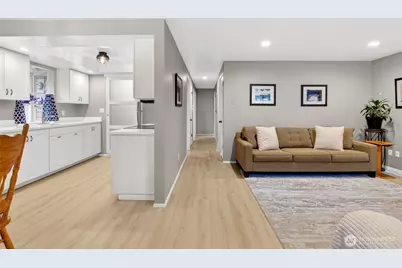 15575 14th Avenue NE, Shoreline, WA 98155 - Photo 2