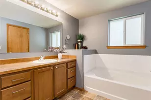 2683 Green Mountain Rd, Kalama, WA 98625 - Photo 16