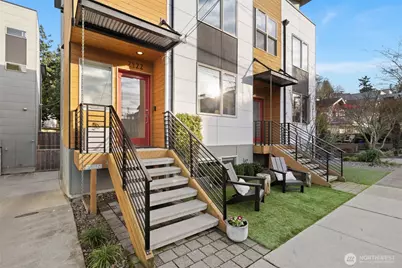 2422 55th Avenue SW, Seattle, WA 98116 - Photo 4