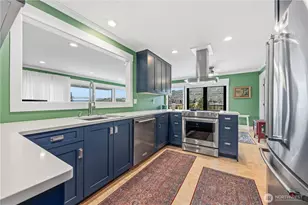 301 S 3rd St, Chelan, WA 98816 - Photo 16