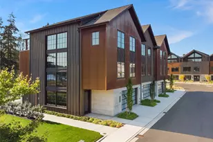 4533 Flying Goat Ave NE, Bainbridge Island, WA 98110 - Photo 2