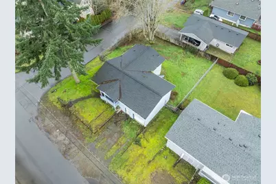 8418 S Thompson Avenue, Tacoma, WA 98444 - Photo 2