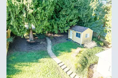 17017 10th Avenue NE, Shoreline, WA 98155 - Photo 10
